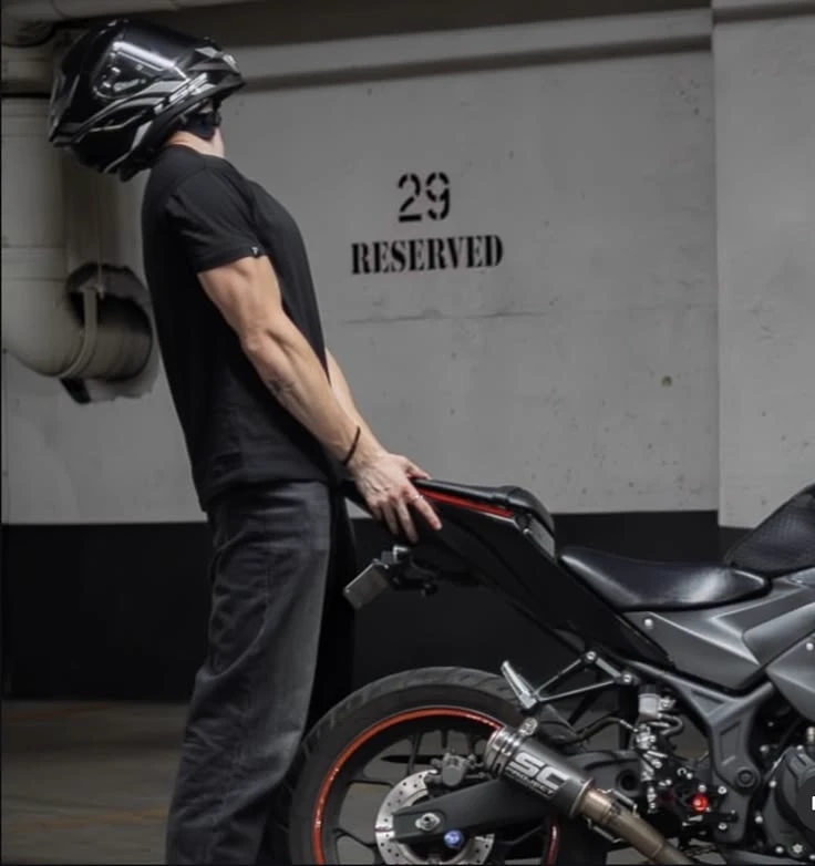 BL| Biker bottom.  thumbnail