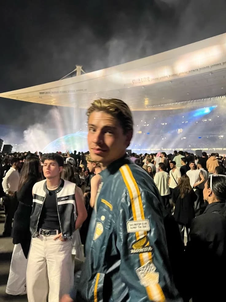 Milan Önder (Crush) thumbnail