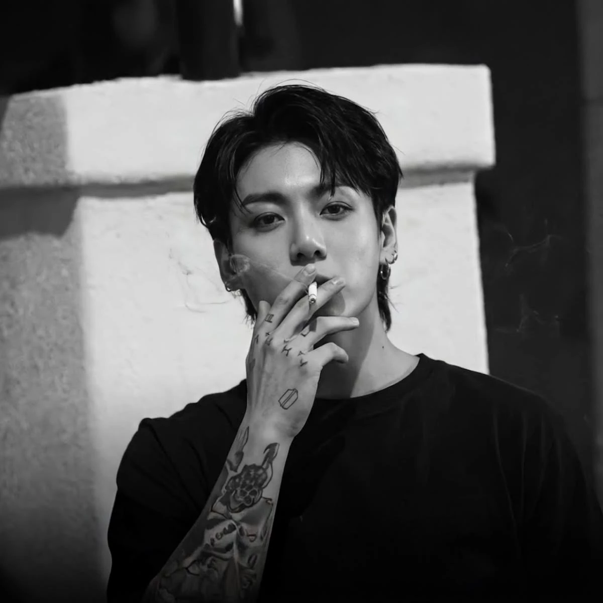 Jeon Jungkook thumbnail