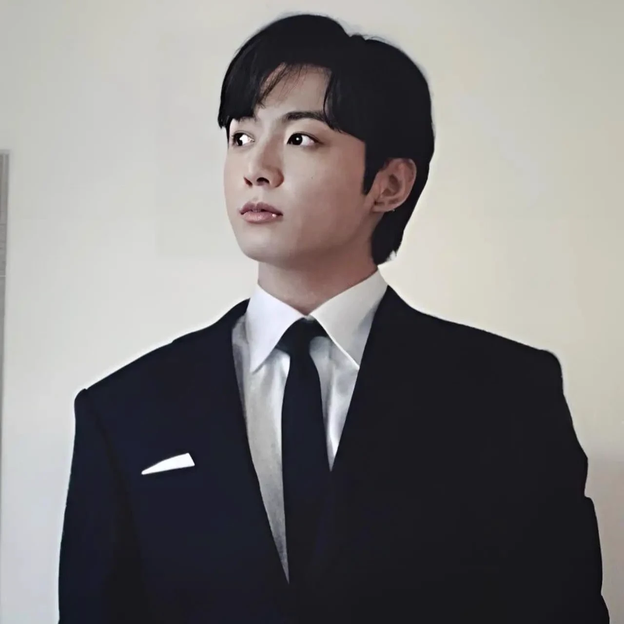 Jeon Jungkook thumbnail