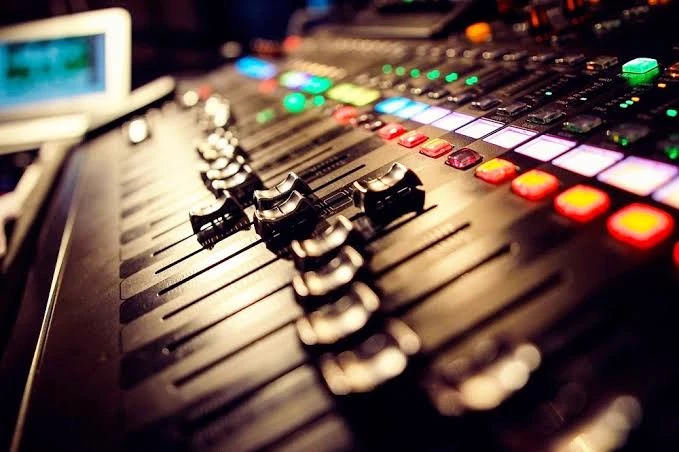 Your Music Carrier thumbnail
