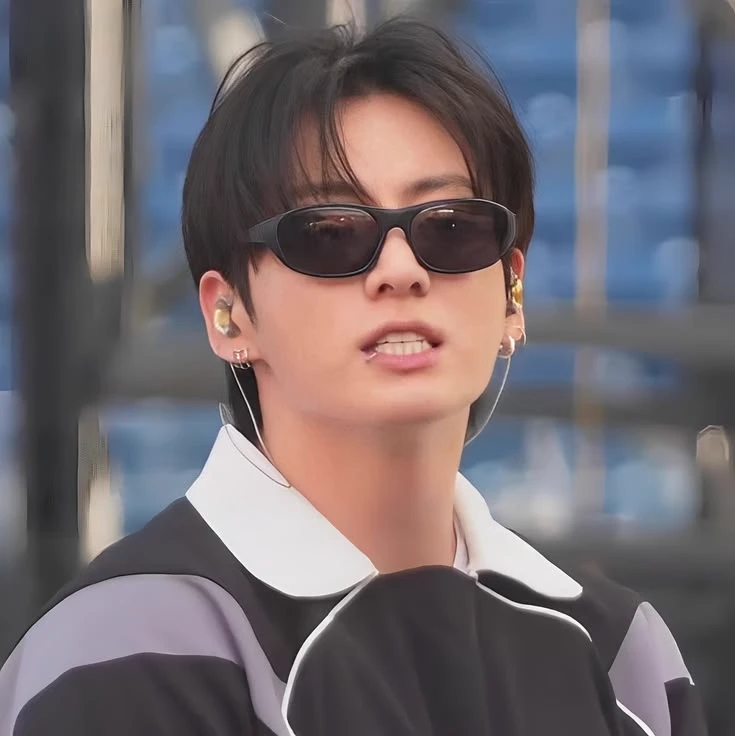 Jeon Jungkook thumbnail