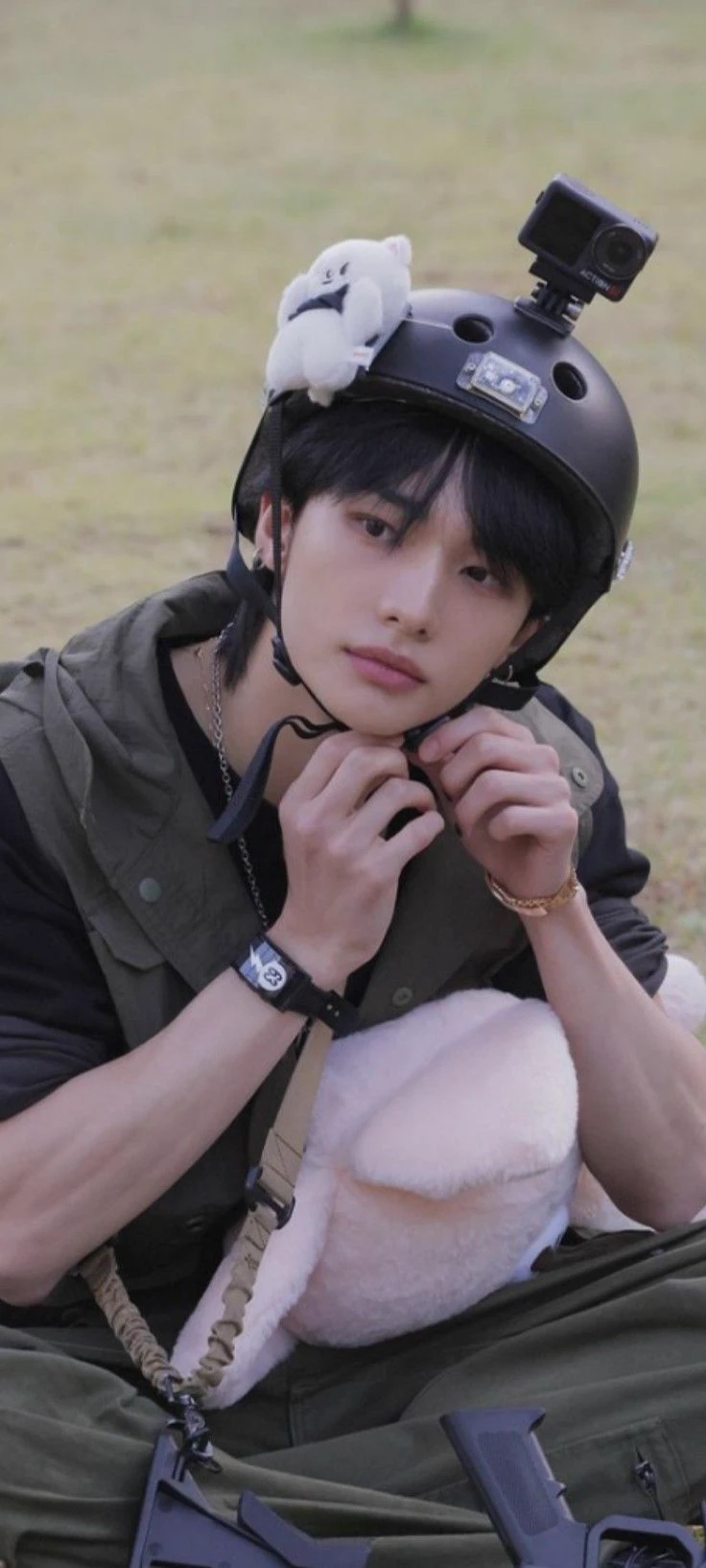 Hwang Hyunjin thumbnail