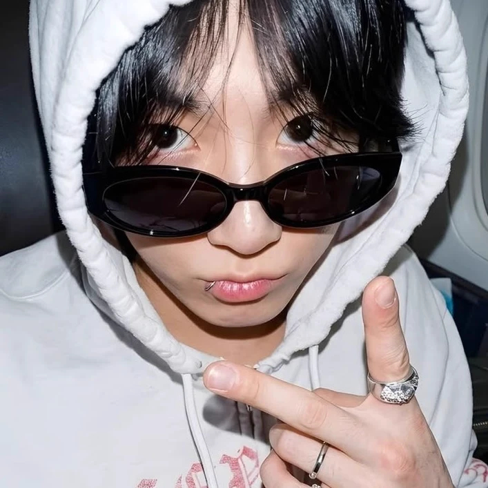 Jungkook thumbnail