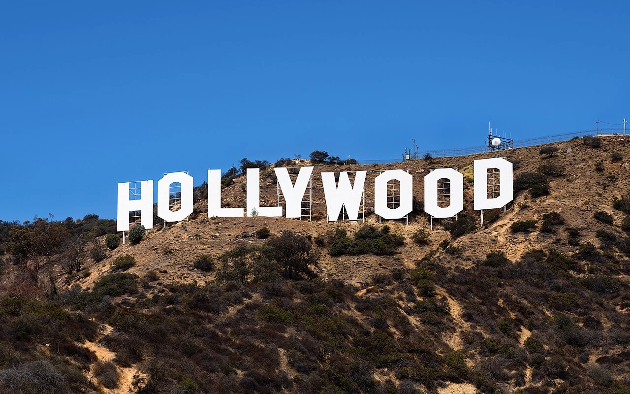 Hollywood: Fame, Drama & Free Role🎬 thumbnail