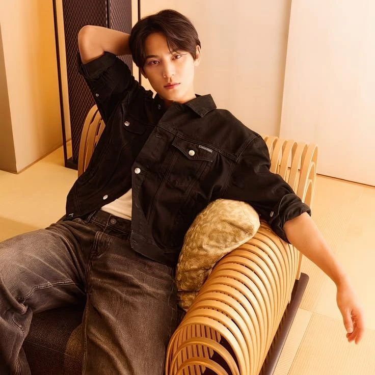 Kim Mingyu thumbnail