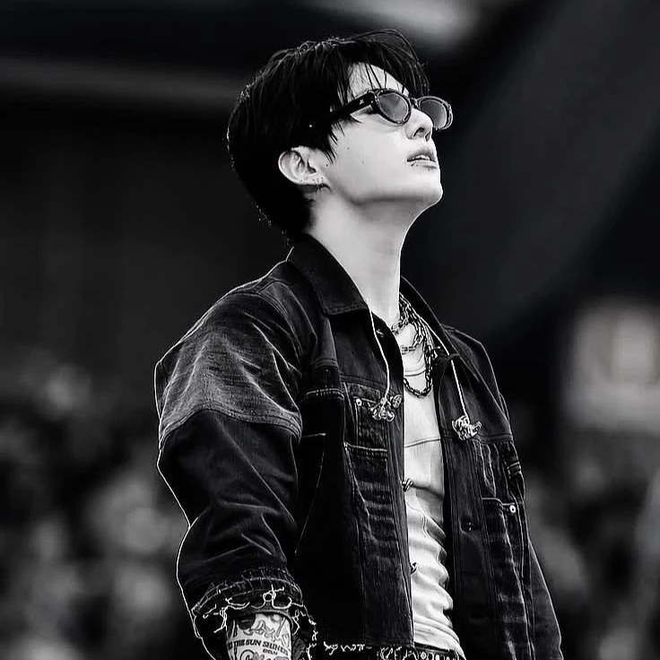Jeon Jungkook thumbnail