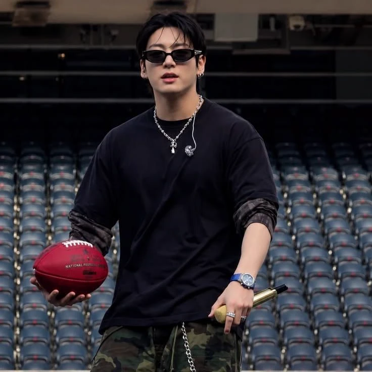 Jeon Jungkook thumbnail