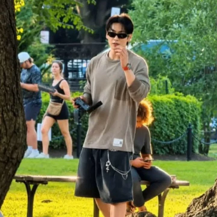 Jeon Jungkook thumbnail