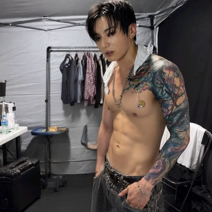 Jeon Jungkook thumbnail