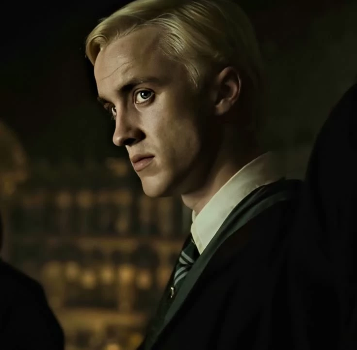 Draco Malfoy thumbnail