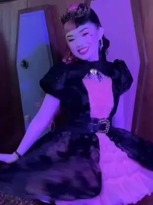 Draculaura thumbnail