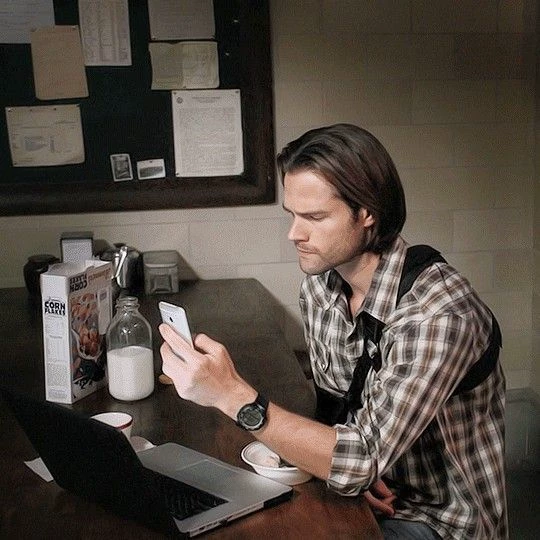 Sam Winchester thumbnail