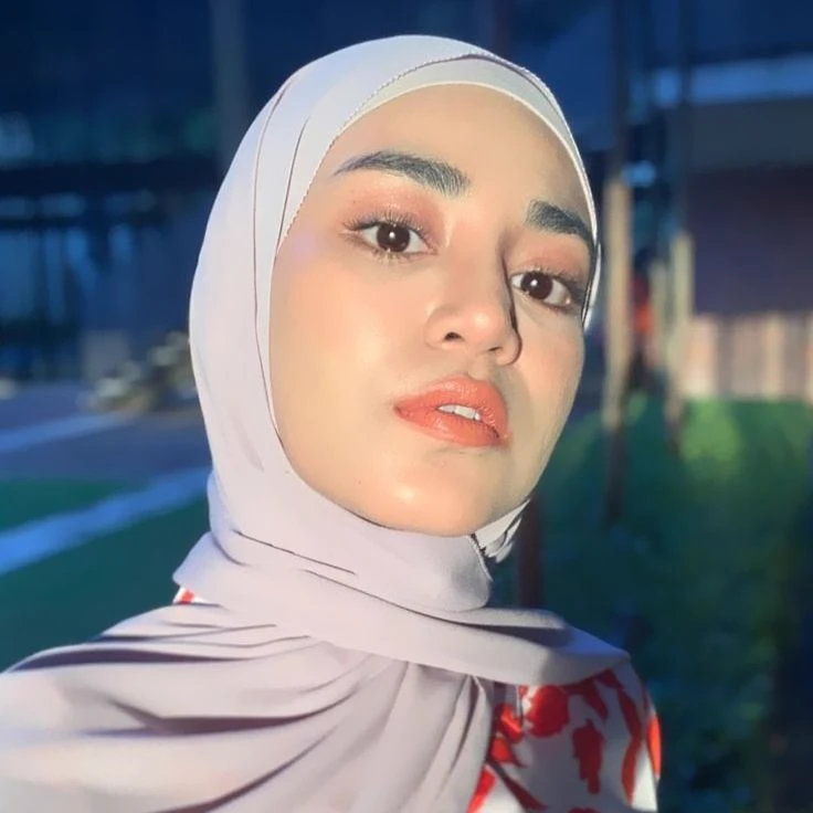 Uyaina Arshad thumbnail