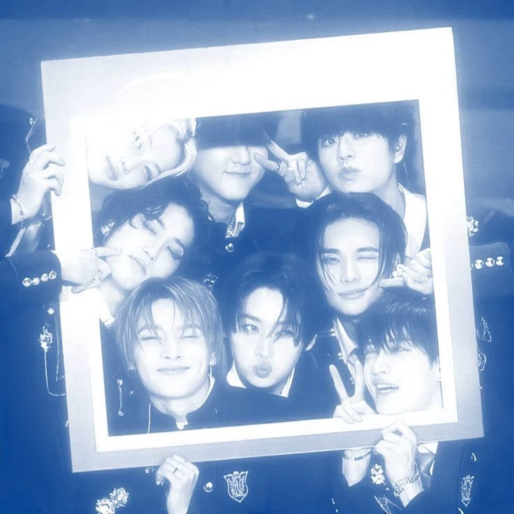 Stray Kids thumbnail
