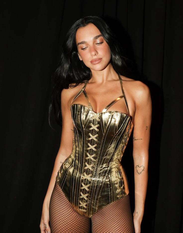 Dua Lipa - Wardrobe Malfunction thumbnail