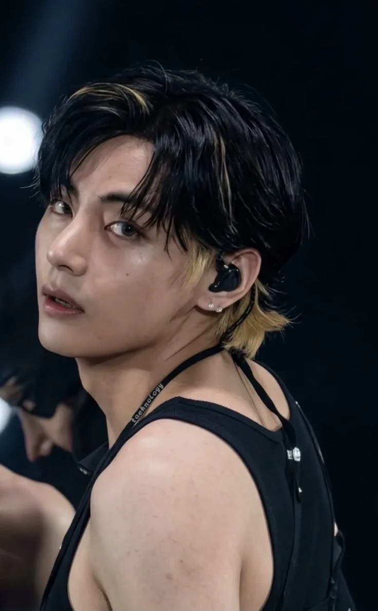 kim taehyung thumbnail