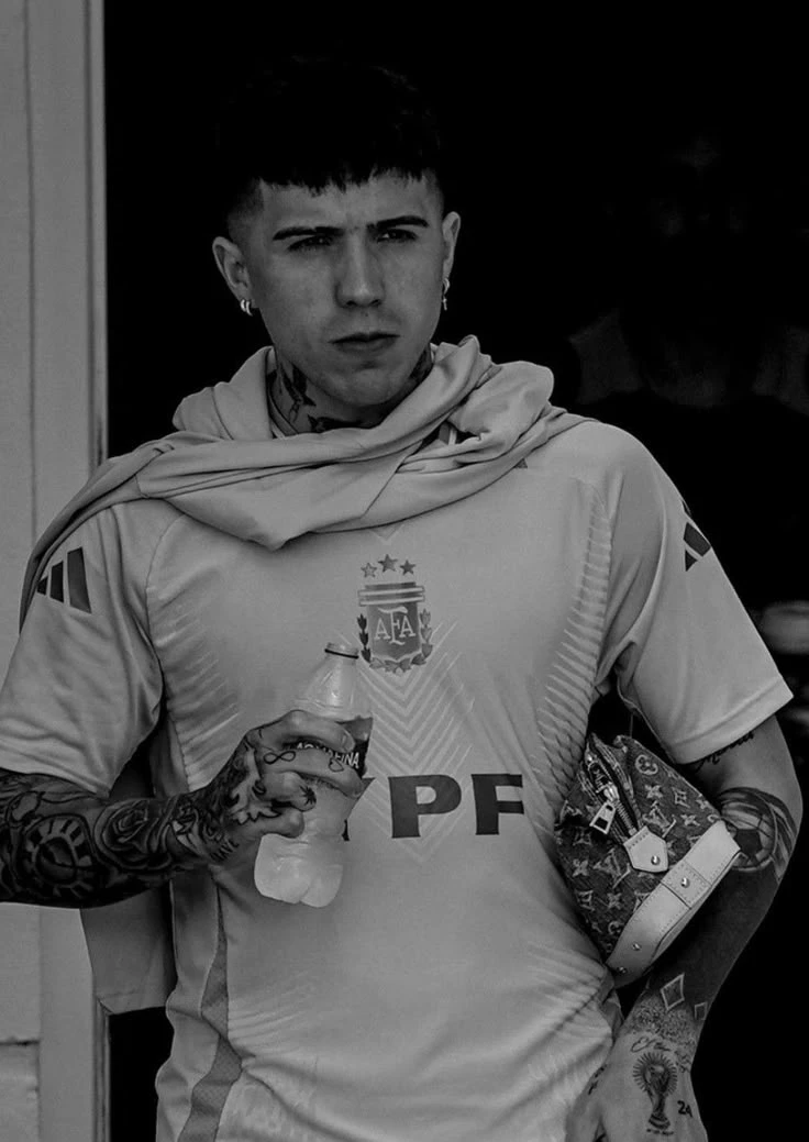 Enzooo Fernández thumbnail