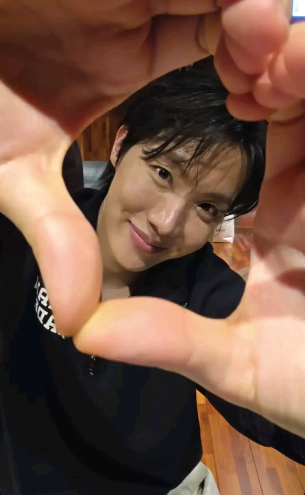 Hoseok thumbnail