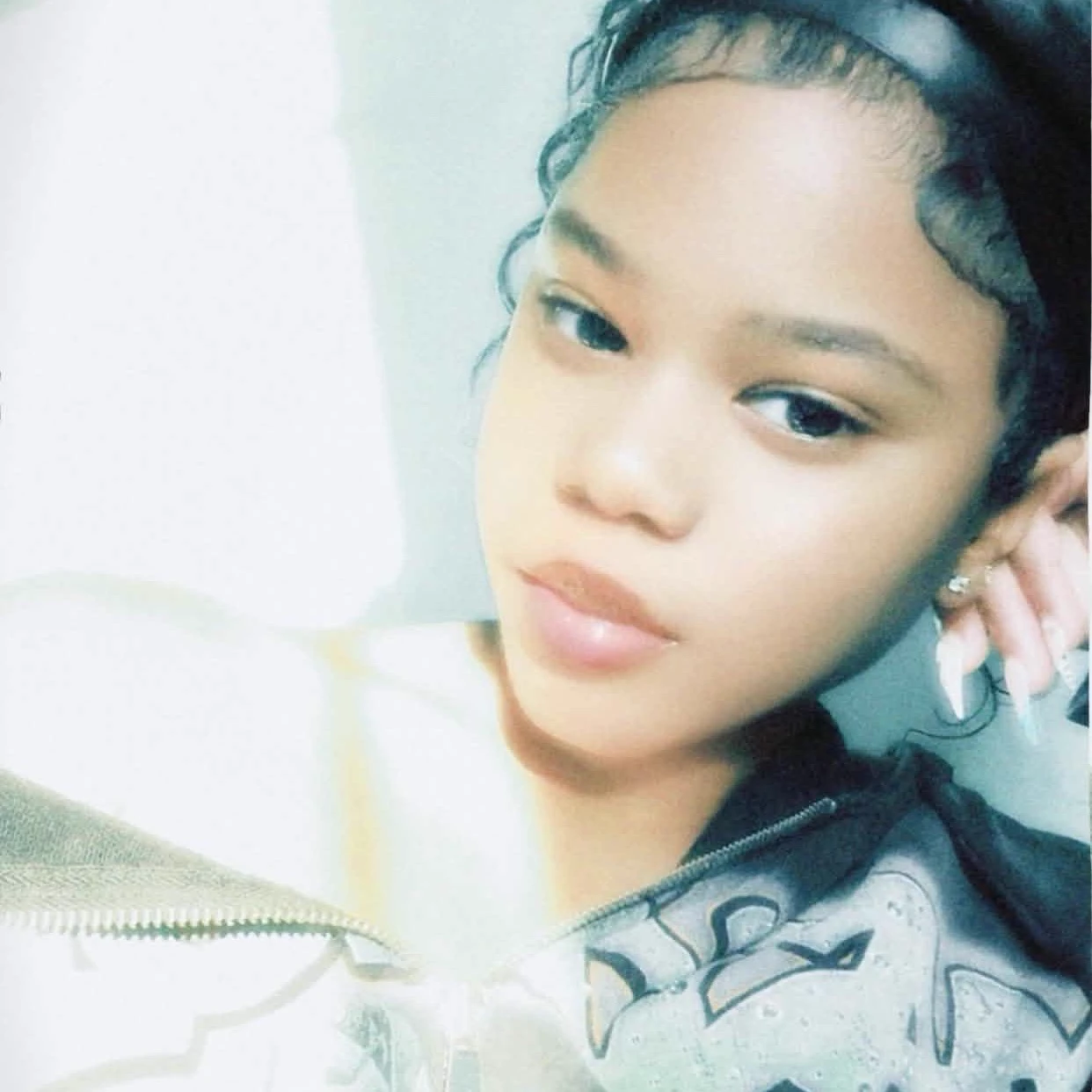 kayla thumbnail