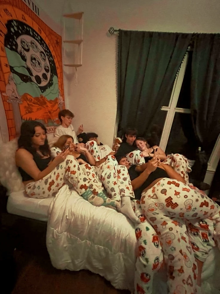 ROOM 407 thumbnail