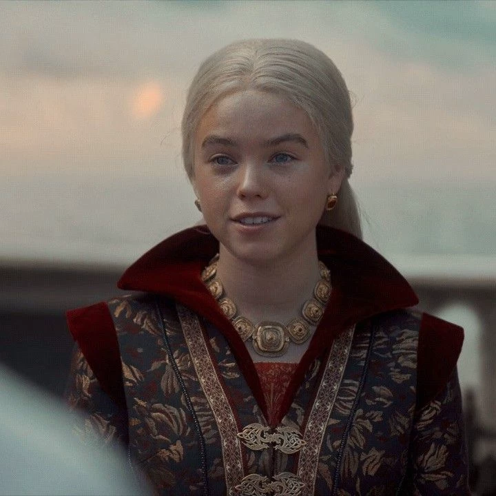 Rhaenyra Targaryen thumbnail