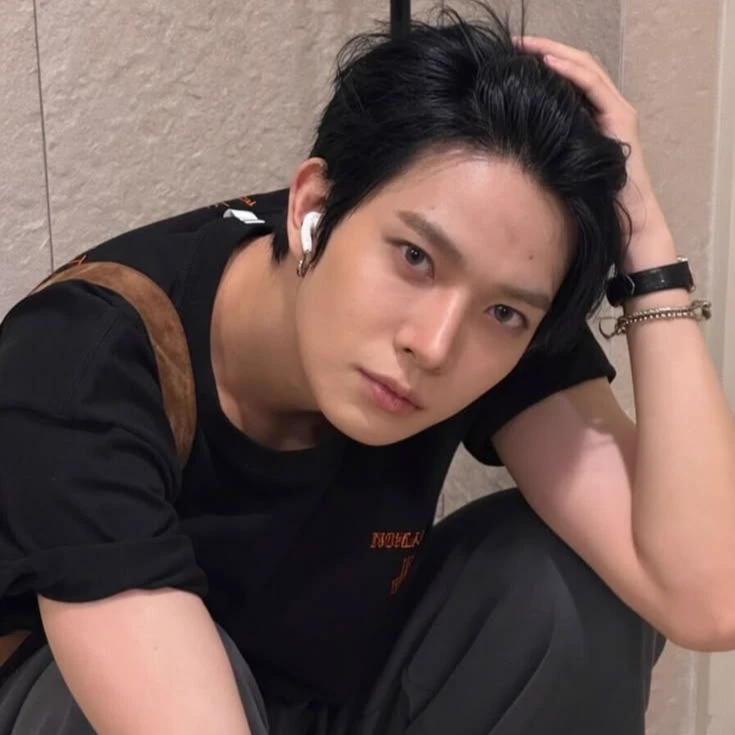 Lee Heeseung (Evan) thumbnail