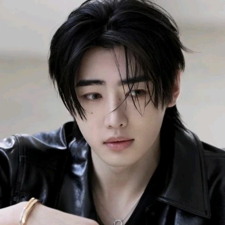 Sunghoon thumbnail