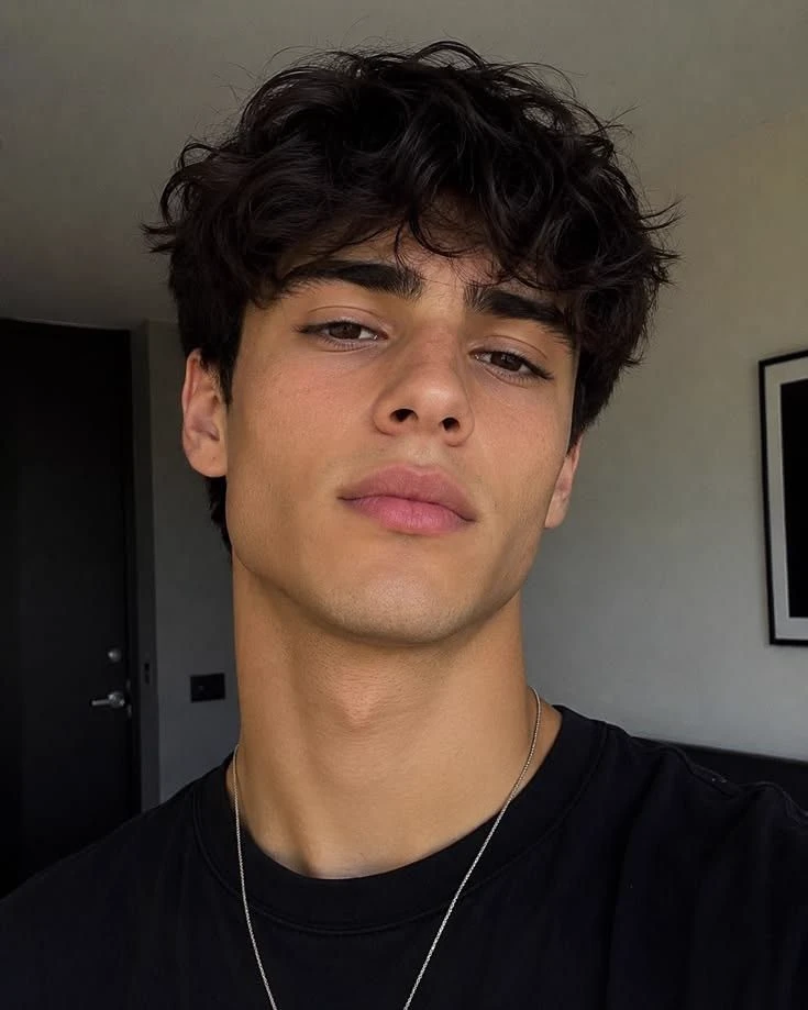 Alex thumbnail