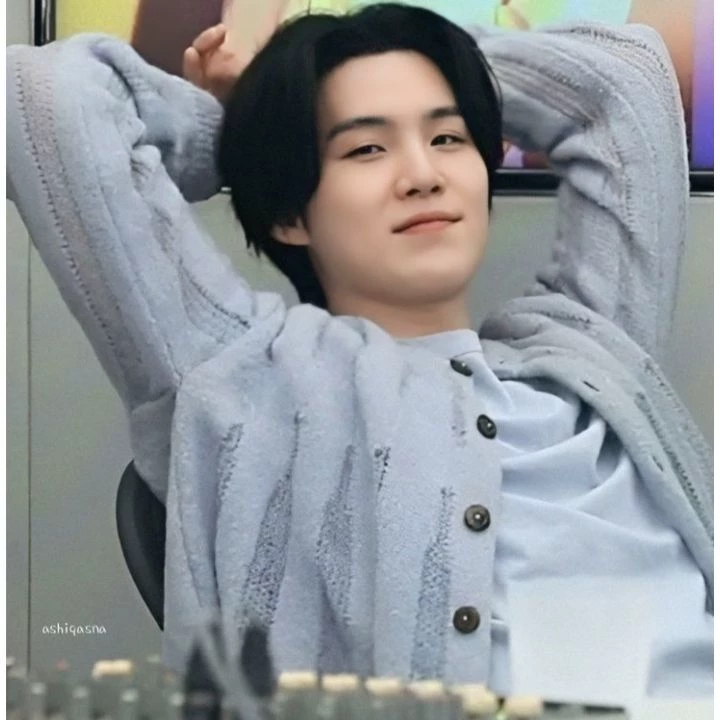 Min Yoongi thumbnail