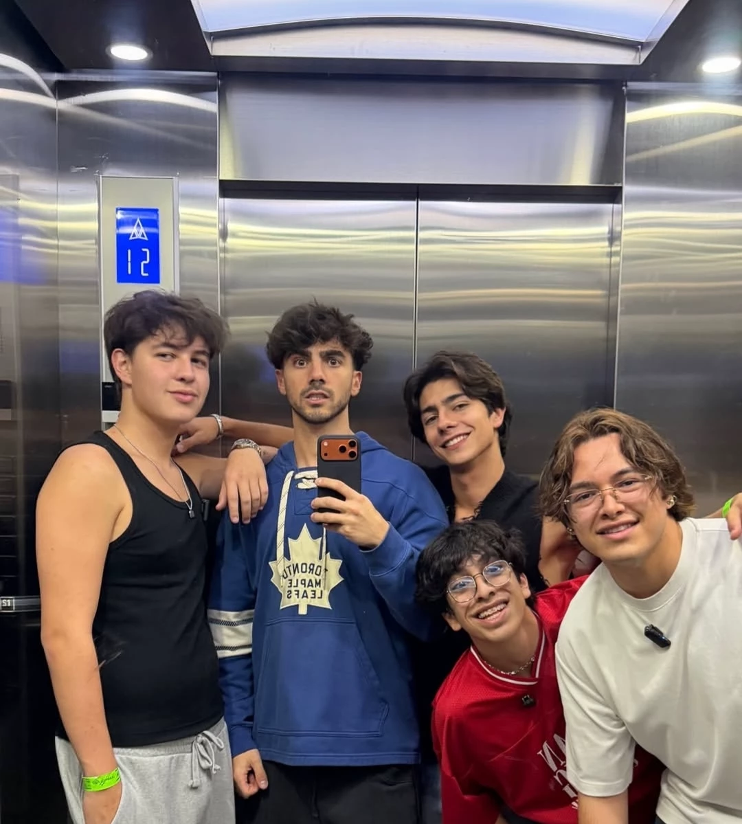 the neighborhood thumbnail