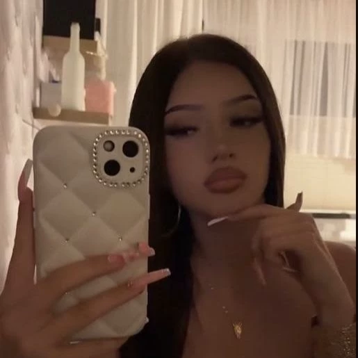 Alexa  thumbnail