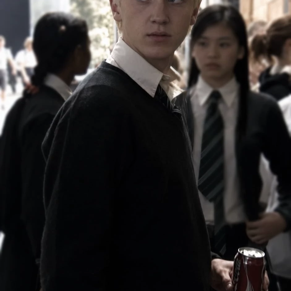 Draco Malfoy thumbnail