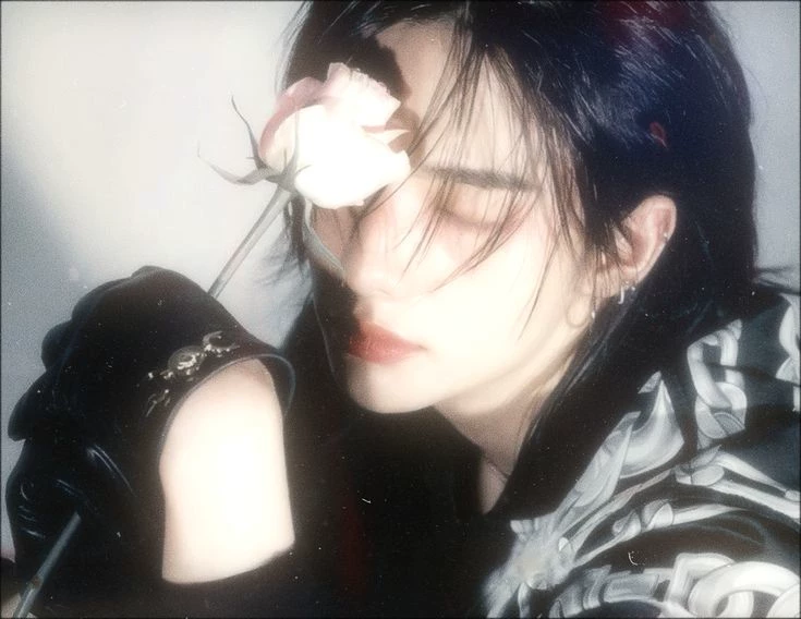 Hyunjin thumbnail