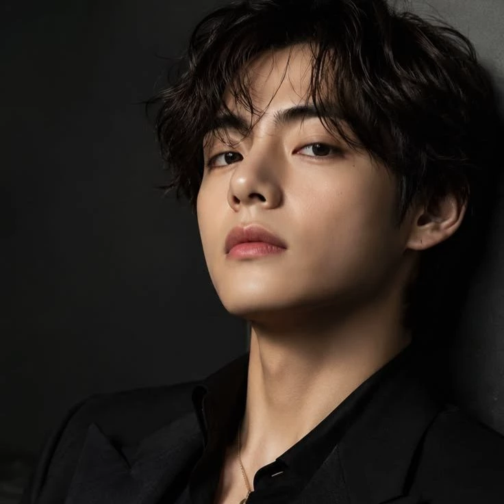 Kim Taehyung thumbnail