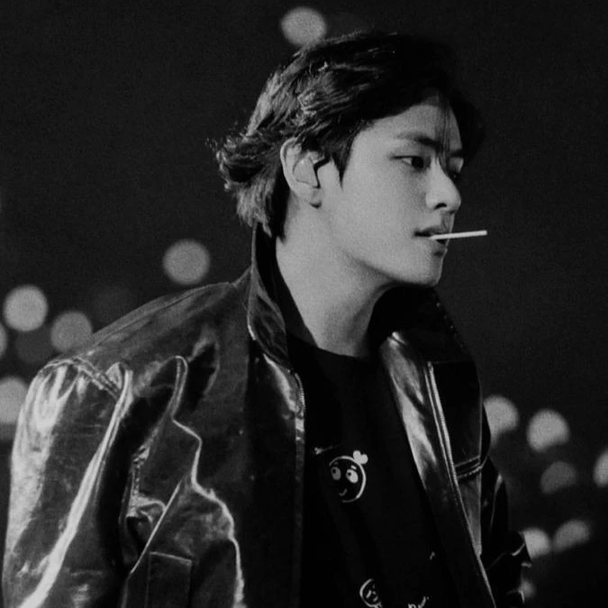 Kim Taehyung thumbnail