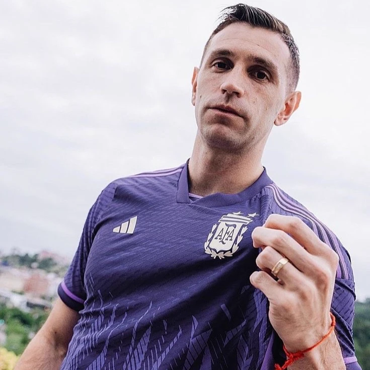 Emiliano Martínez thumbnail