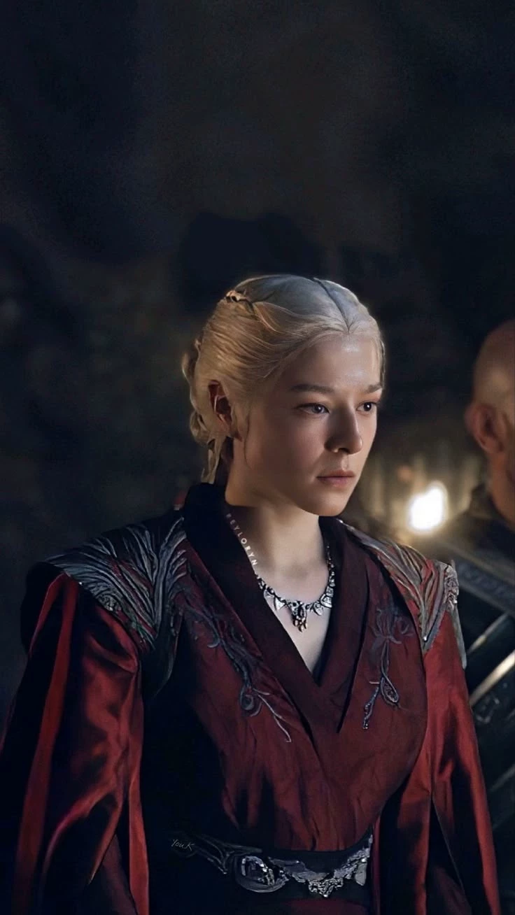 Rhaenyra Targaryen thumbnail