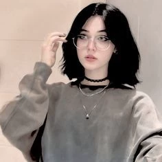 dayana or larissa thumbnail