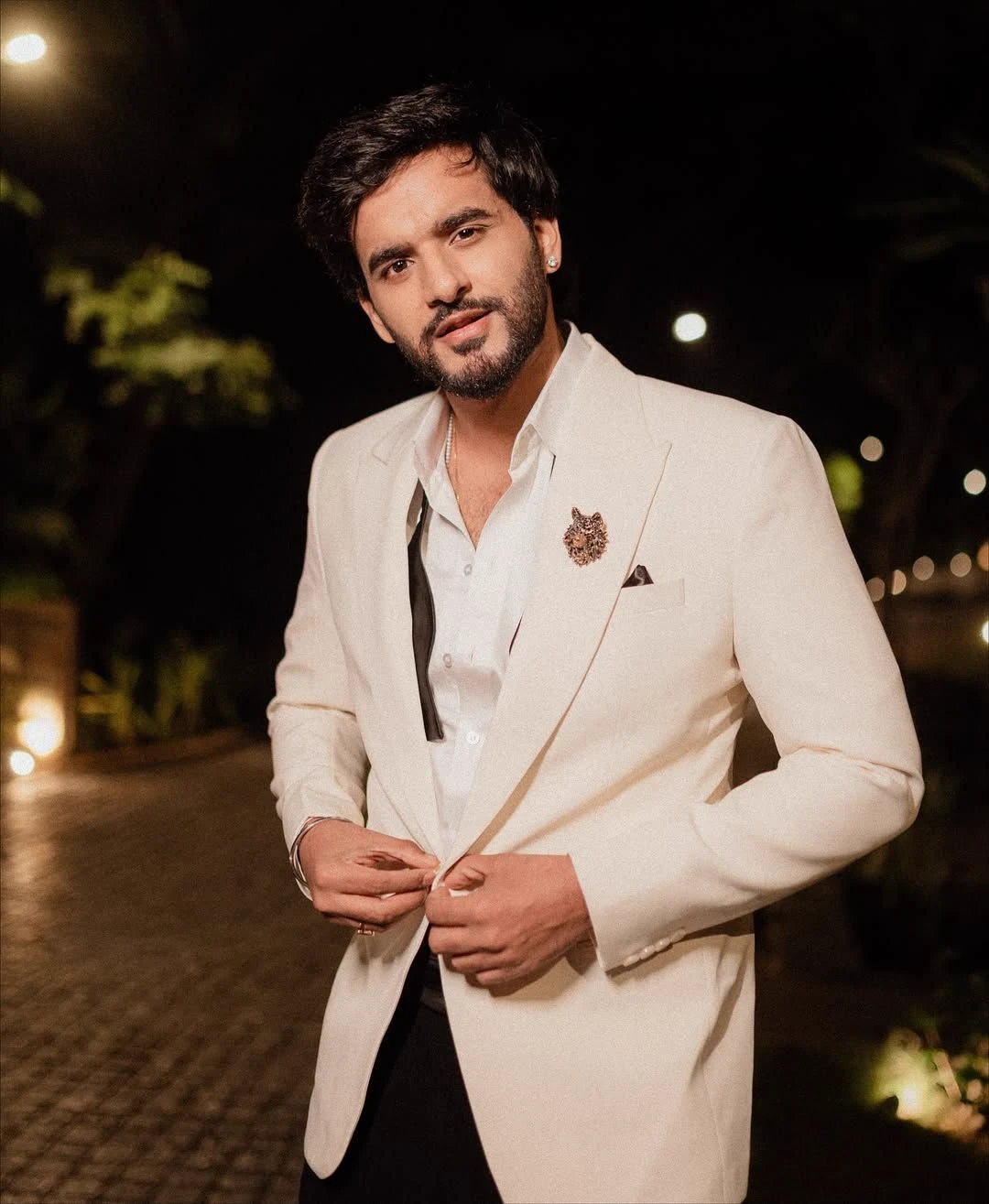 Abhishek Malhan thumbnail