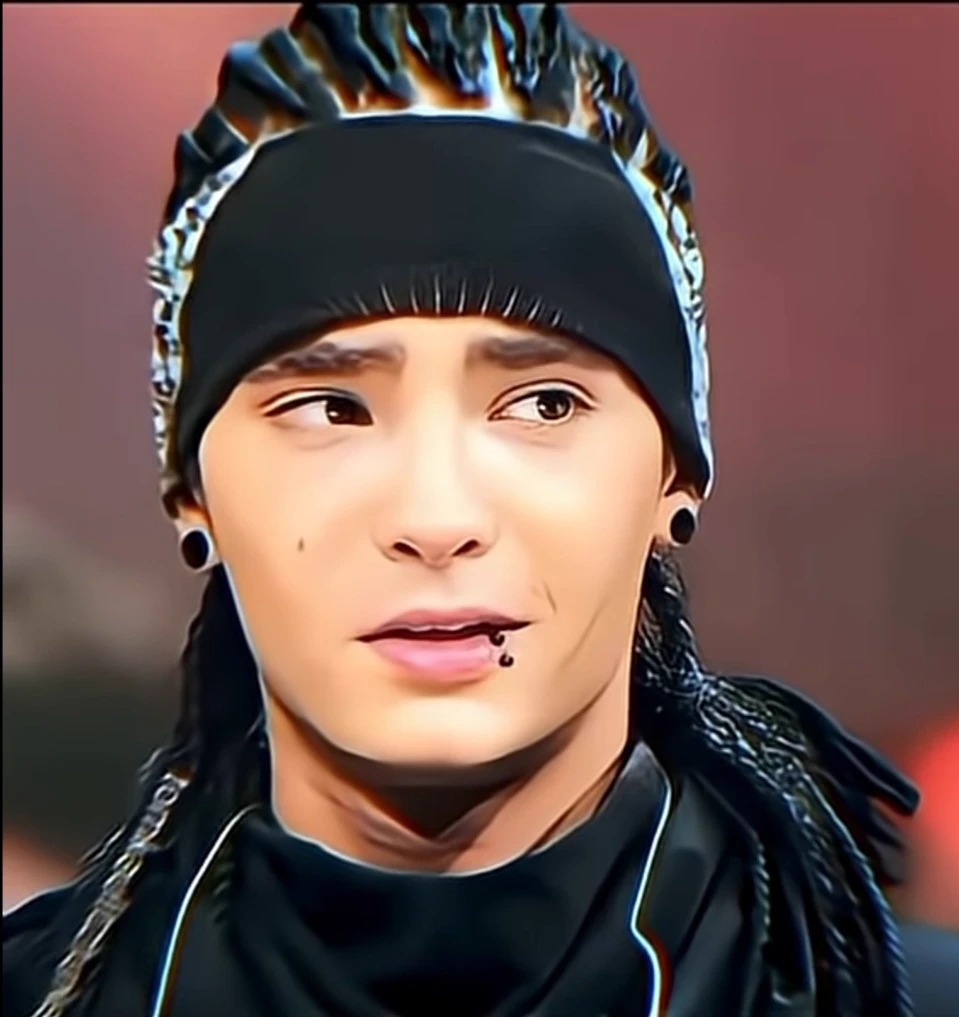 Tom Kaulitz thumbnail
