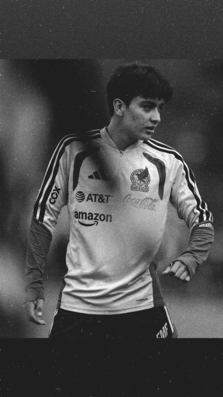 Gilberto Mora thumbnail