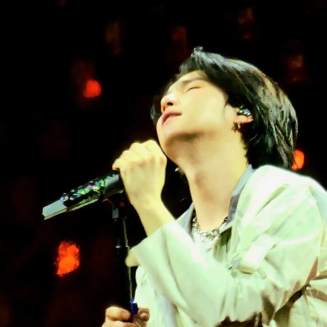 Min Yoongi (Suga) thumbnail