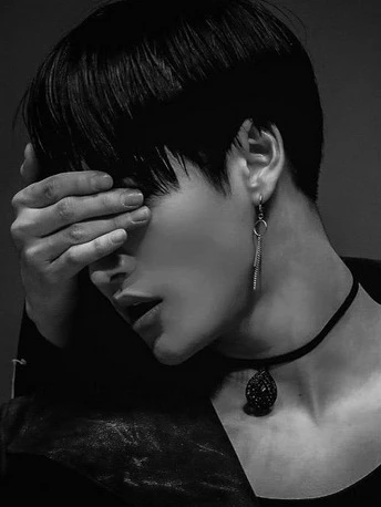Park Seonghwa thumbnail