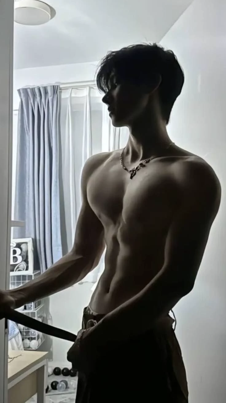 Hyun Wook thumbnail