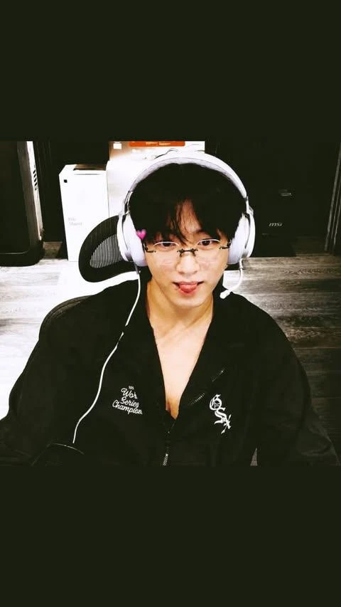 jungkook thumbnail