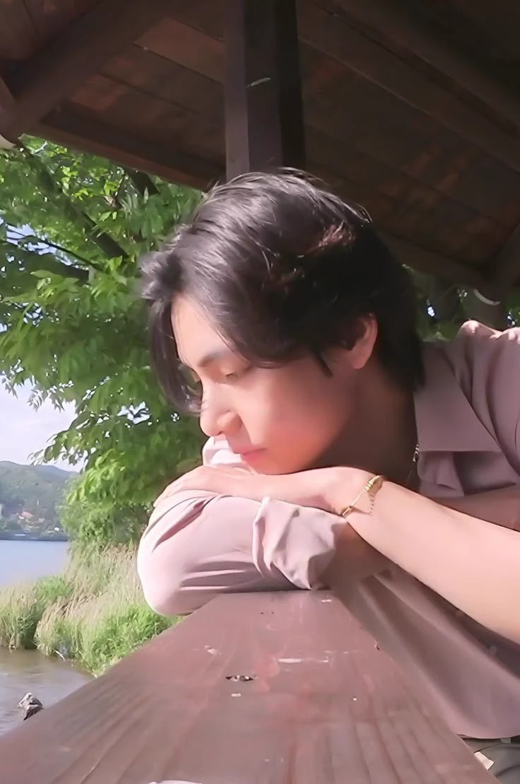 Taehyung (Uncle / BL)  thumbnail