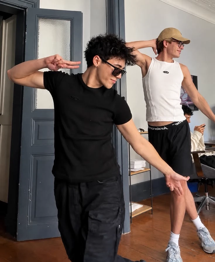 Efe Şan thumbnail