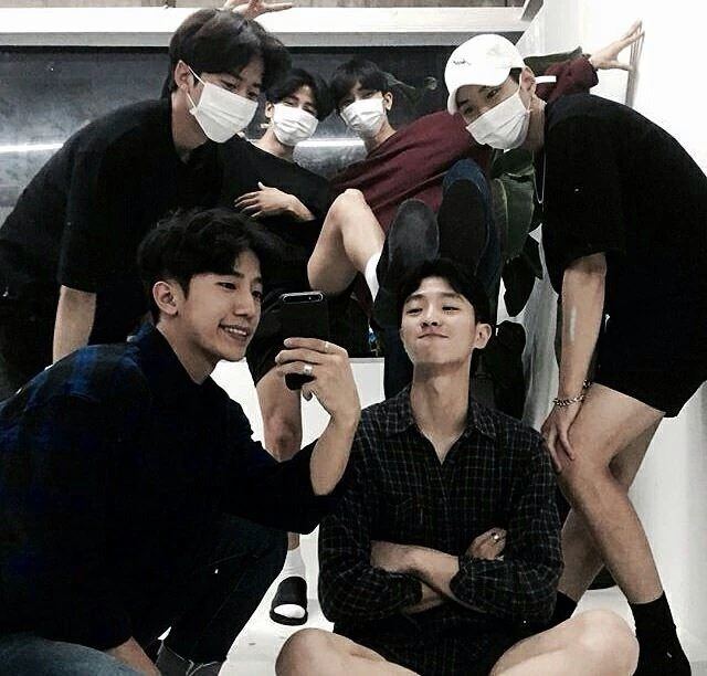 6 boys, 1 girl (friend group) thumbnail
