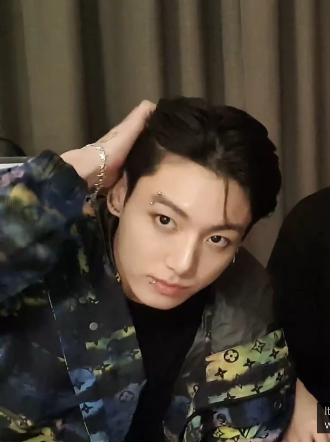 Jeon Jungkook thumbnail